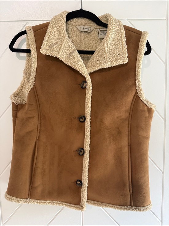 L.L. Bean Jackets & Blazers - L.L. Bean Women's Brown Suede-Look Sherpa Vest